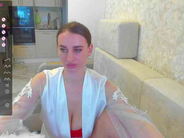 LikaStarrr1