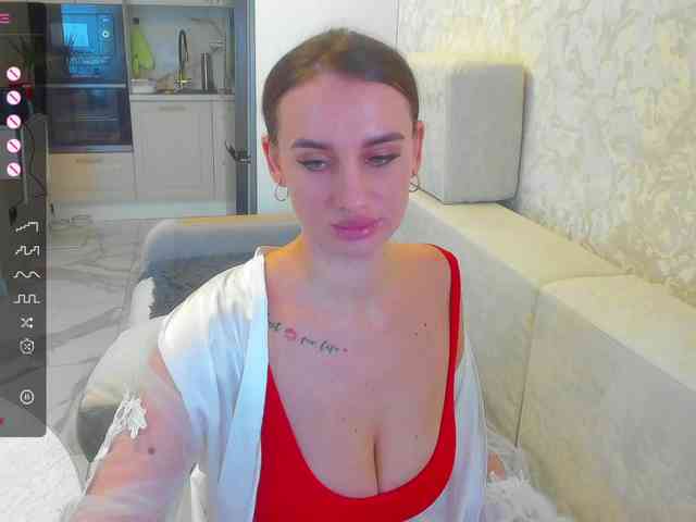 LikaStarrr1