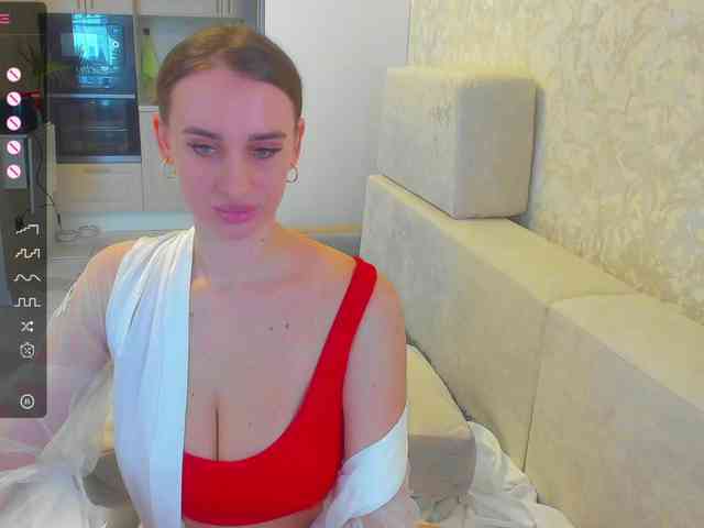 LikaStarrr1