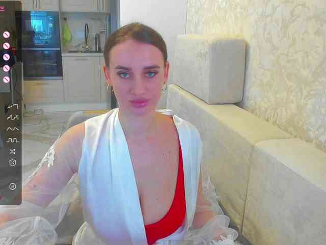 LikaStarrr1
