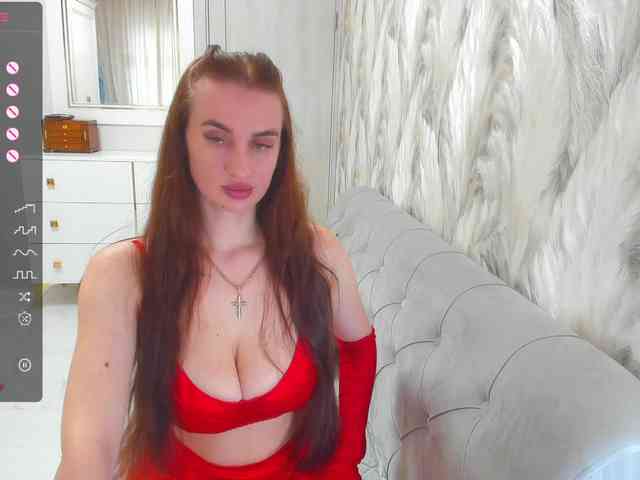LikaStarrr1 webcam