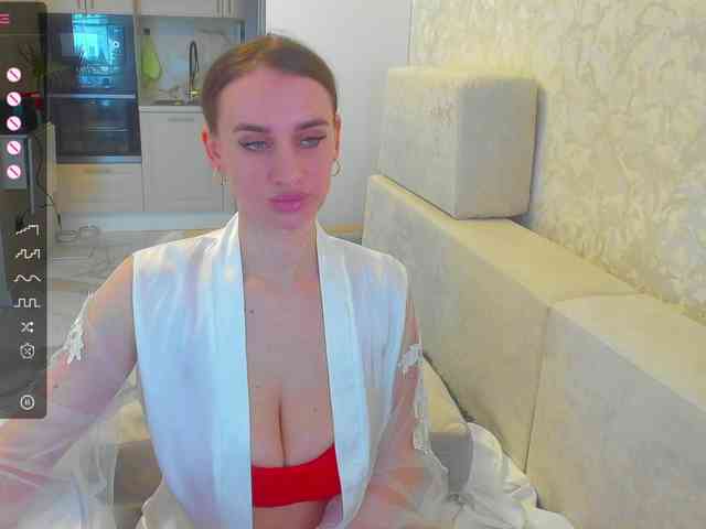 LikaStarrr1