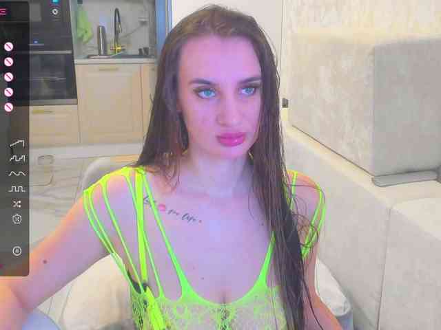 LikaStarrr1