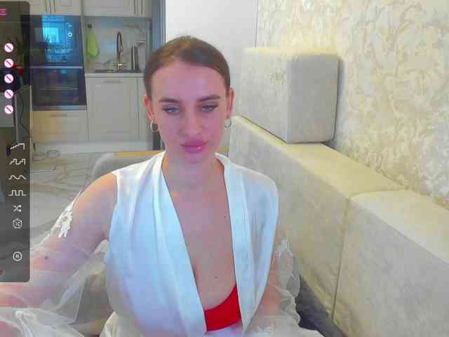 LikaStarrr1