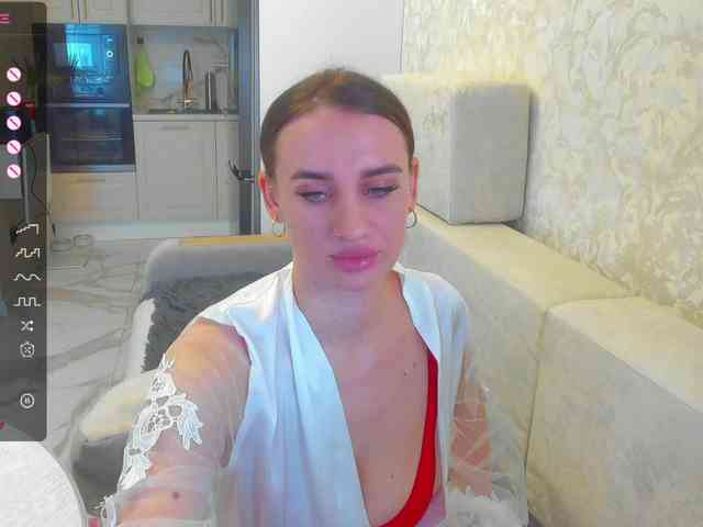 LikaStarrr1