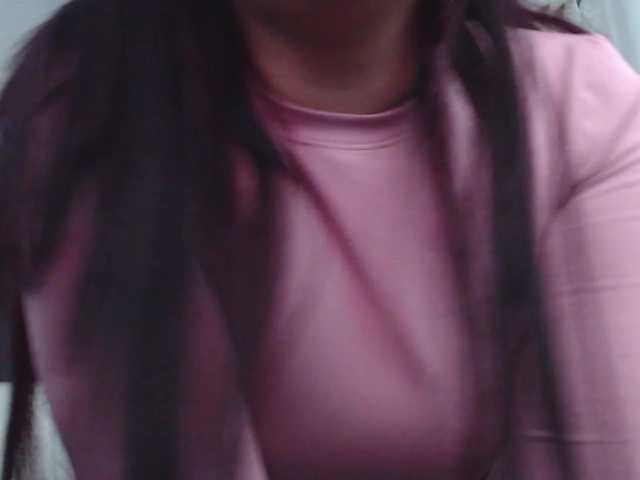KatrinaRolandd live cam on BongaCams