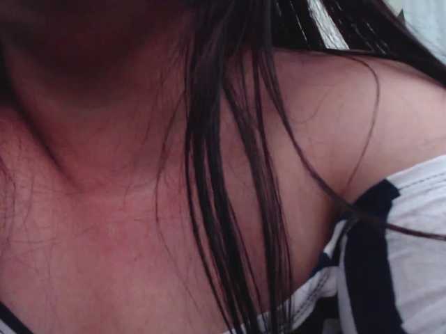 KatrinaR live cam preview