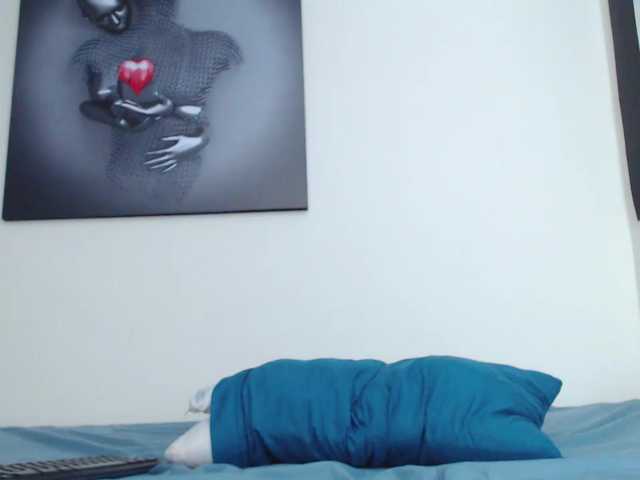 KatrinaR live cam preview