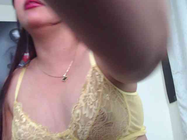 KatrinaR webcam
