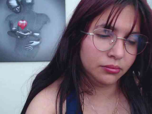 KatrinaR webcam