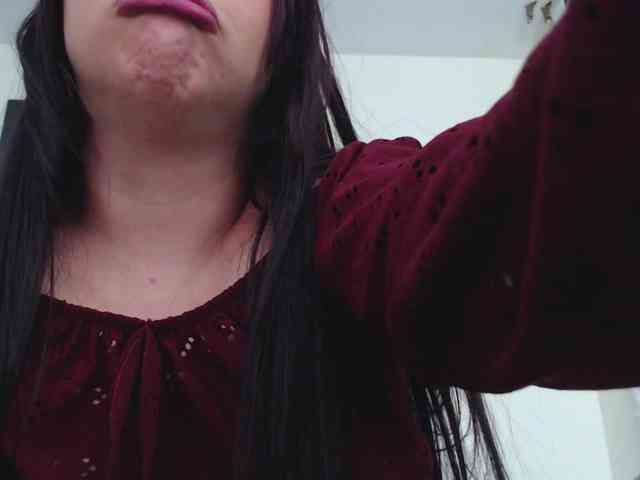KatrinaR webcam