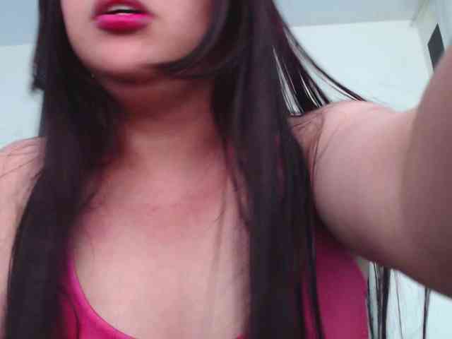 KatrinaR webcam