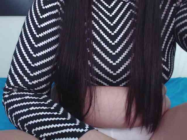 KatrinaR webcam