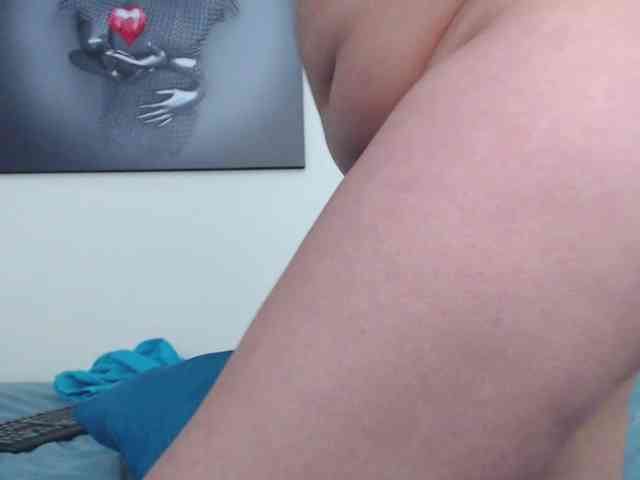 KatrinaR webcam