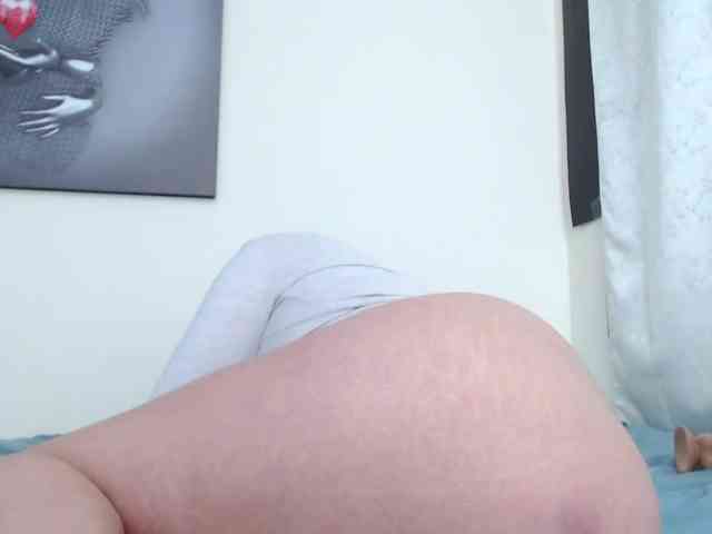 KatrinaR webcam