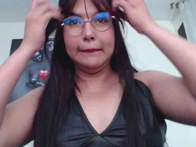 KatrinaR webcam