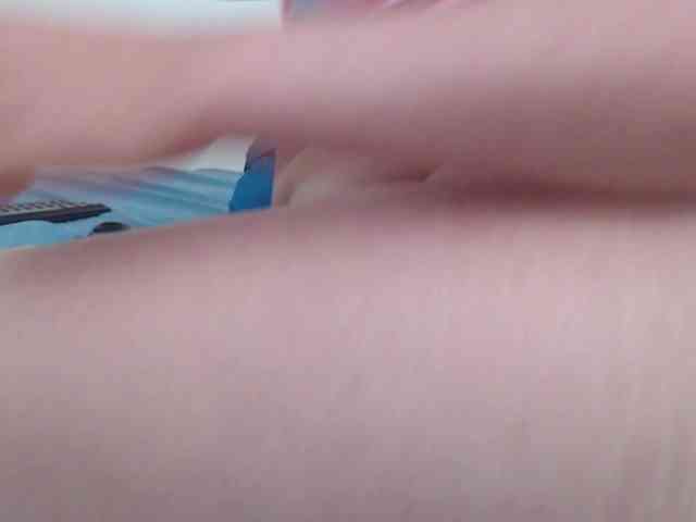 KatrinaR webcam