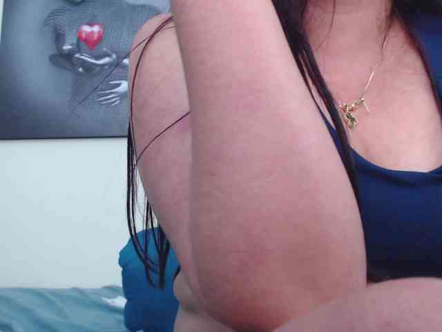 KatrinaR webcam