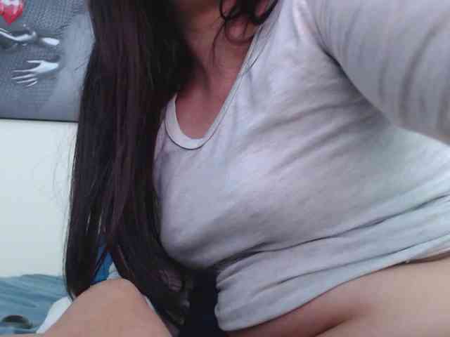 KatrinaR webcam