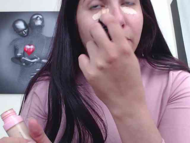 KatrinaR webcam