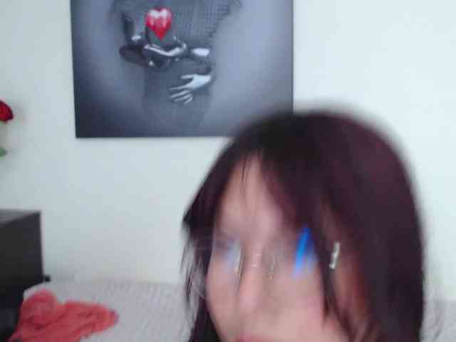 KatrinaR webcam