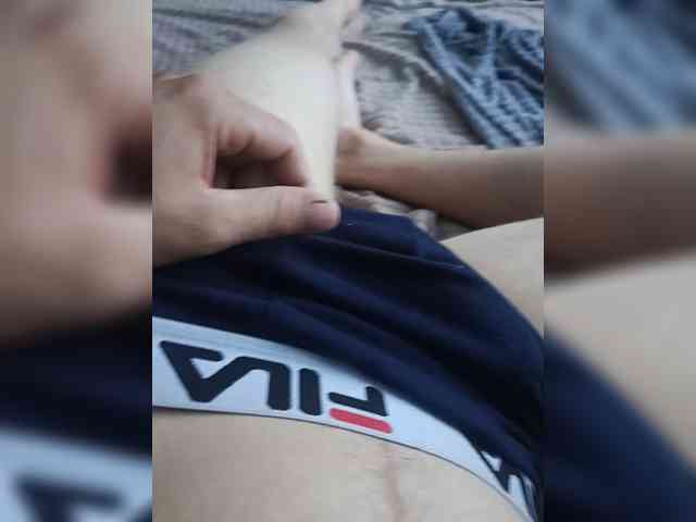 Sexgiant64 webcam
