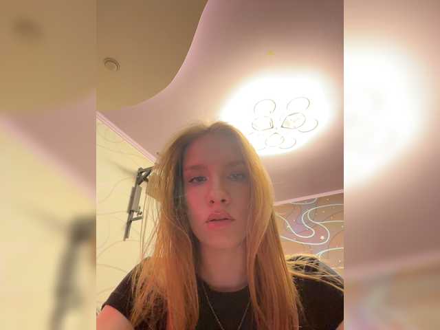 GoddessAsty live cam on BongaCams
