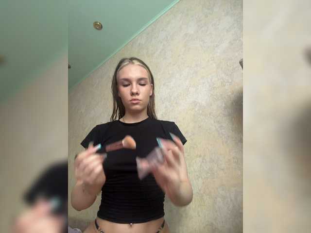 GoddessAsty live cam on BongaCams