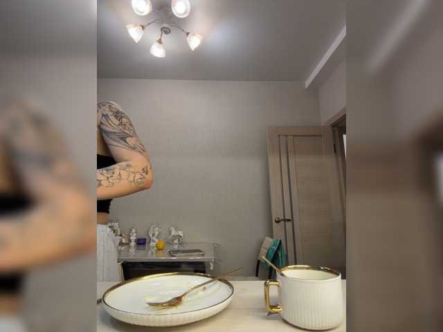 GoddessAsty live cam on BongaCams