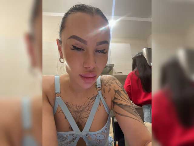 GoddessAsty live cam on BongaCams