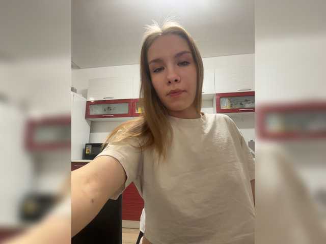 GoddessAsty live cam on BongaCams