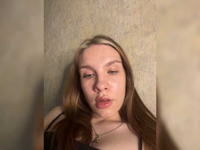 GoddessAsty live cam on BongaCams