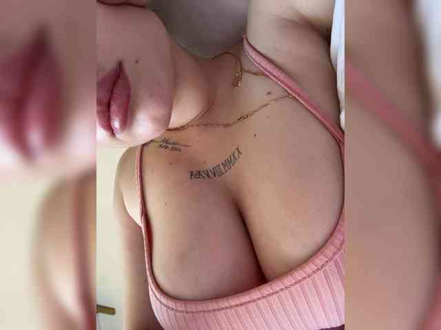 GoddessAsty webcam
