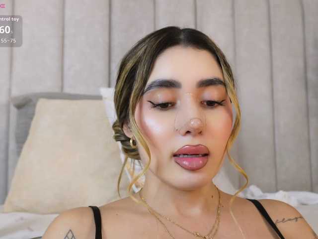Annyy-Rosse live cam on BongaCams