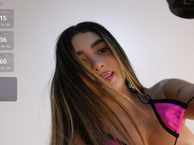 Annyy-Rosse live cam on BongaCams