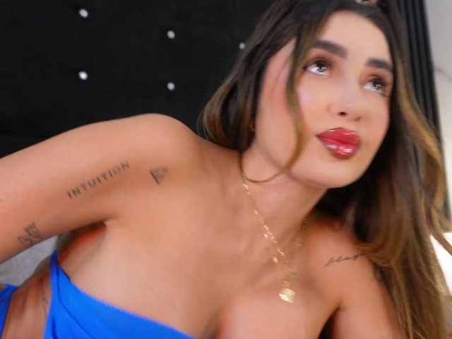 Annyy-Rosse live cam on BongaCams
