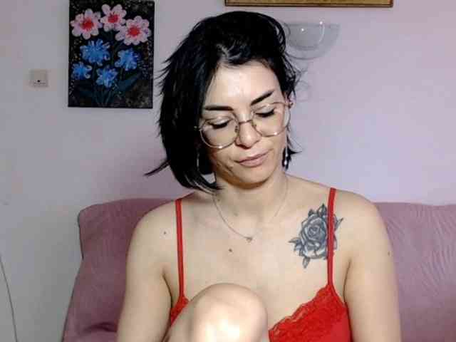 Sexmilfxx webcam