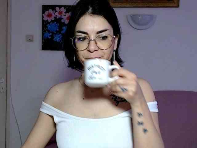 Sexmilfxx webcam
