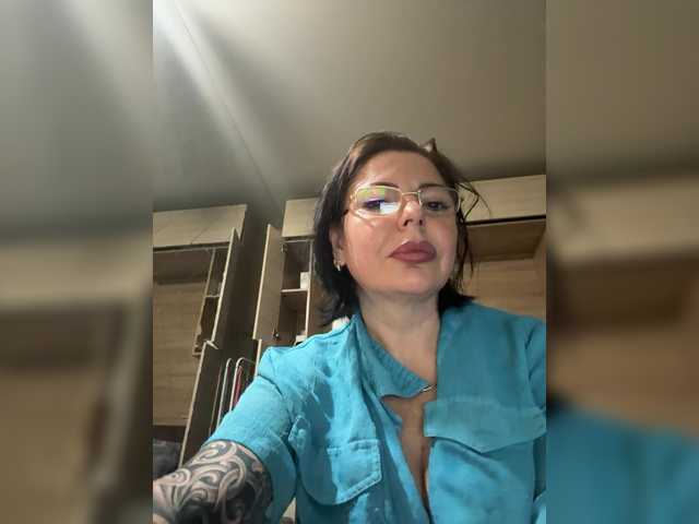 GirlBella