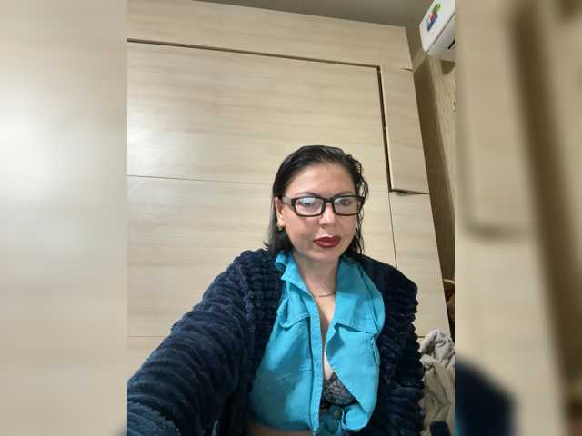 GirlBella