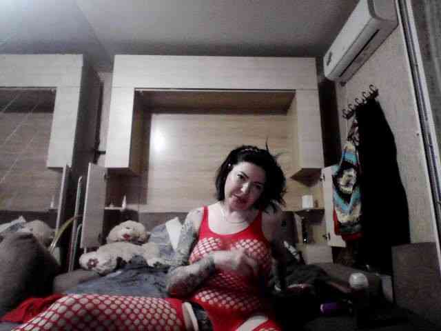 GirlBella