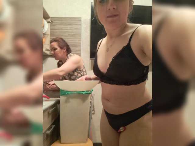 SunshineSweet live cam on BongaCams