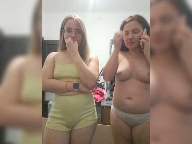 SunshineSweet live cam on BongaCams