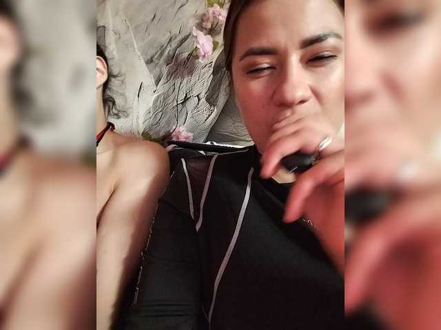 2Laski2 live cam on BongaCams