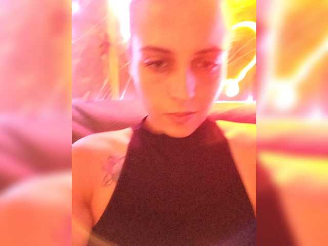 2Laski2 live cam on BongaCams