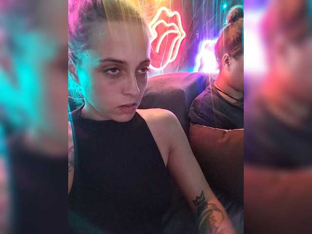2Laski2 live cam on BongaCams