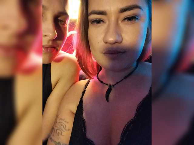 2Laski2 live cam on BongaCams