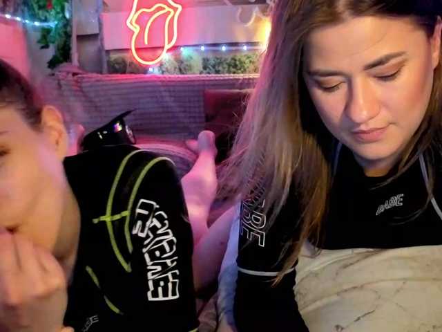 2Laski2 live cam on BongaCams