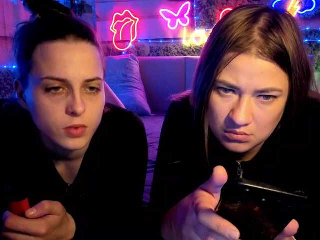 2Laski2 live cam on BongaCams