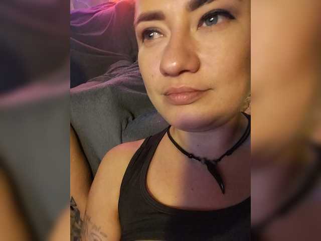 2Laski2 live cam on BongaCams